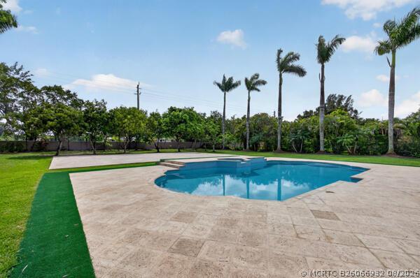 Building Photo - 5510 Castlegate Ave