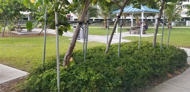 Building Photo - 1985 S Ocean Dr