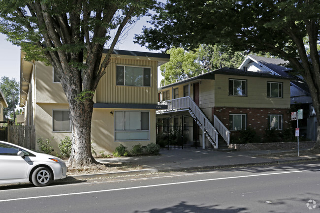 Building Photo - P Street Apartments