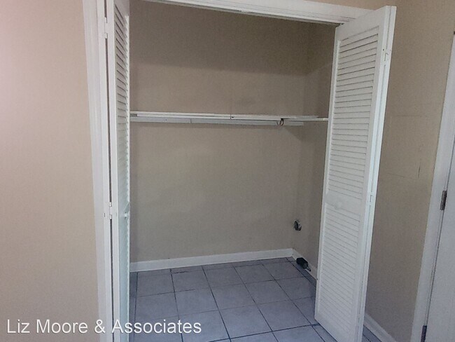 Building Photo - 2 br, 2.5 bath House - 344 Susan Constant ...