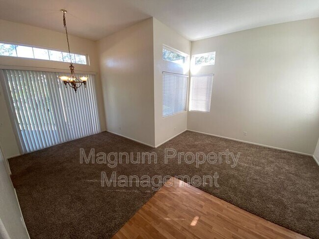 Building Photo - 32405 Corte Palacio