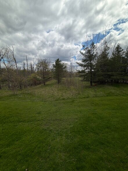 Building Photo - 39D Beehunter Ct
