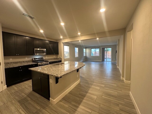 Building Photo - 6099 Ditch Rider Rd