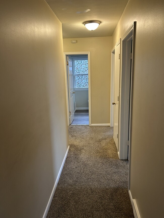 Building Photo - 1138 Ferndale Ave