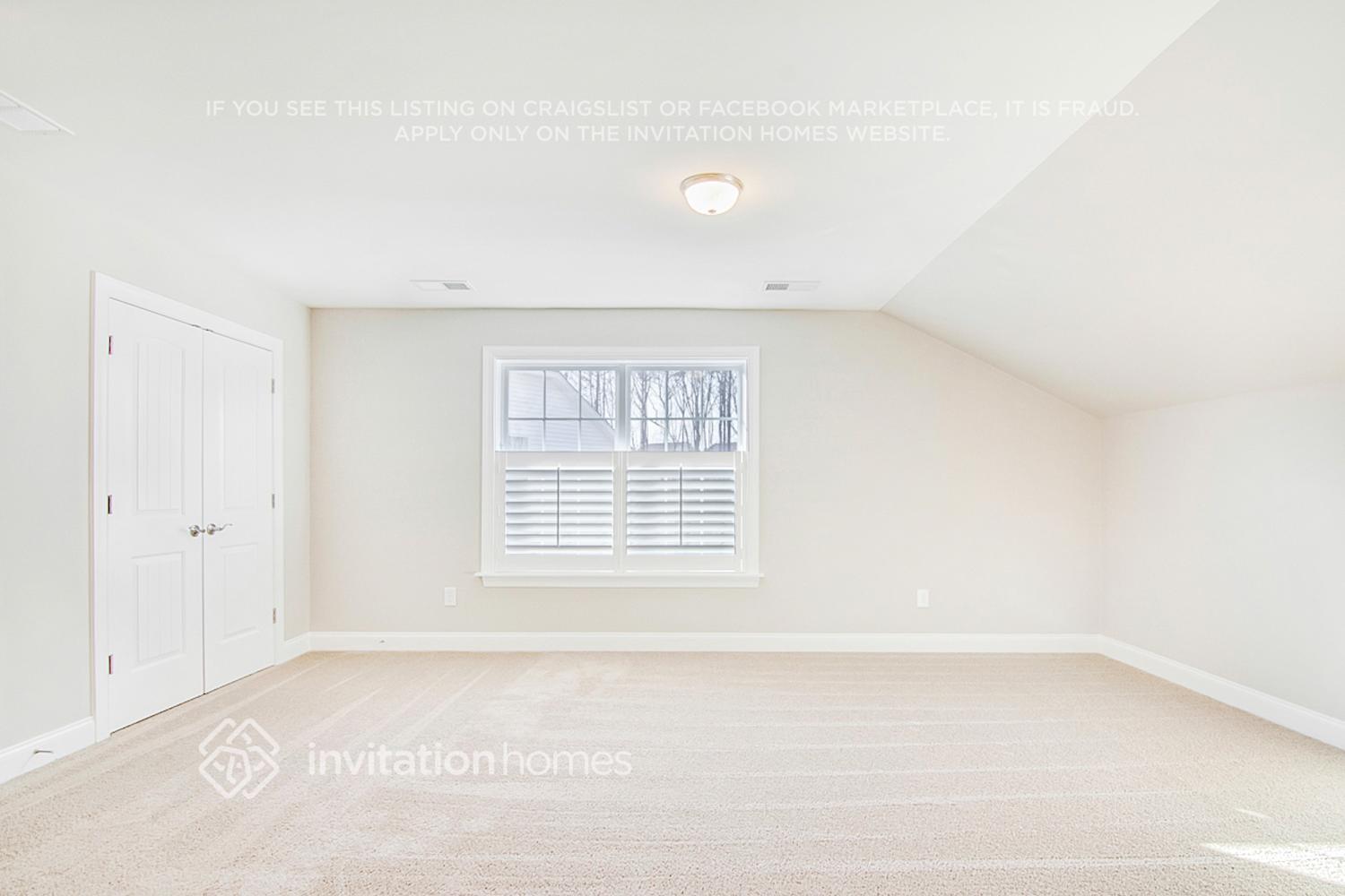 Building Photo - 136 Bowhill Dr