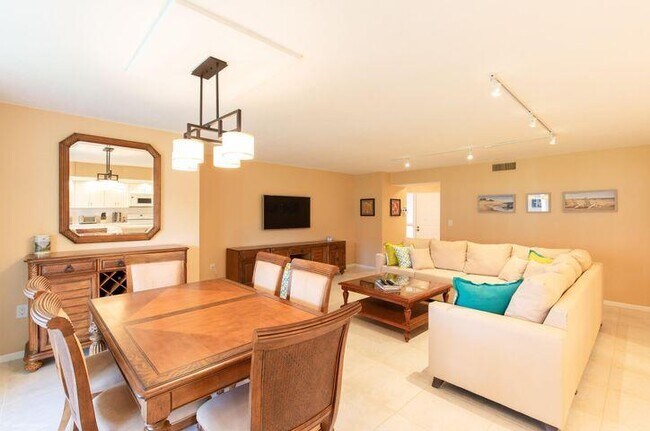 Building Photo - 110 Half Moon Cir