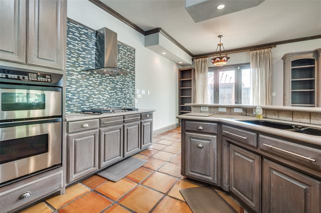 Building Photo - 2121 Royal Dominion Ct