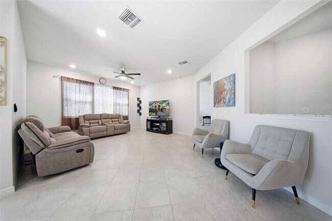 Building Photo - 18930 Willowmore Cedar Dr