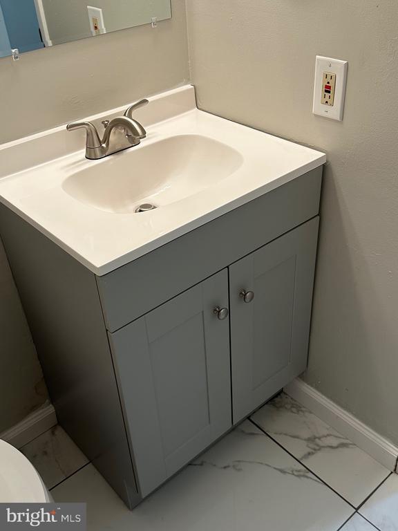 Building Photo - 203 E Penn Ave