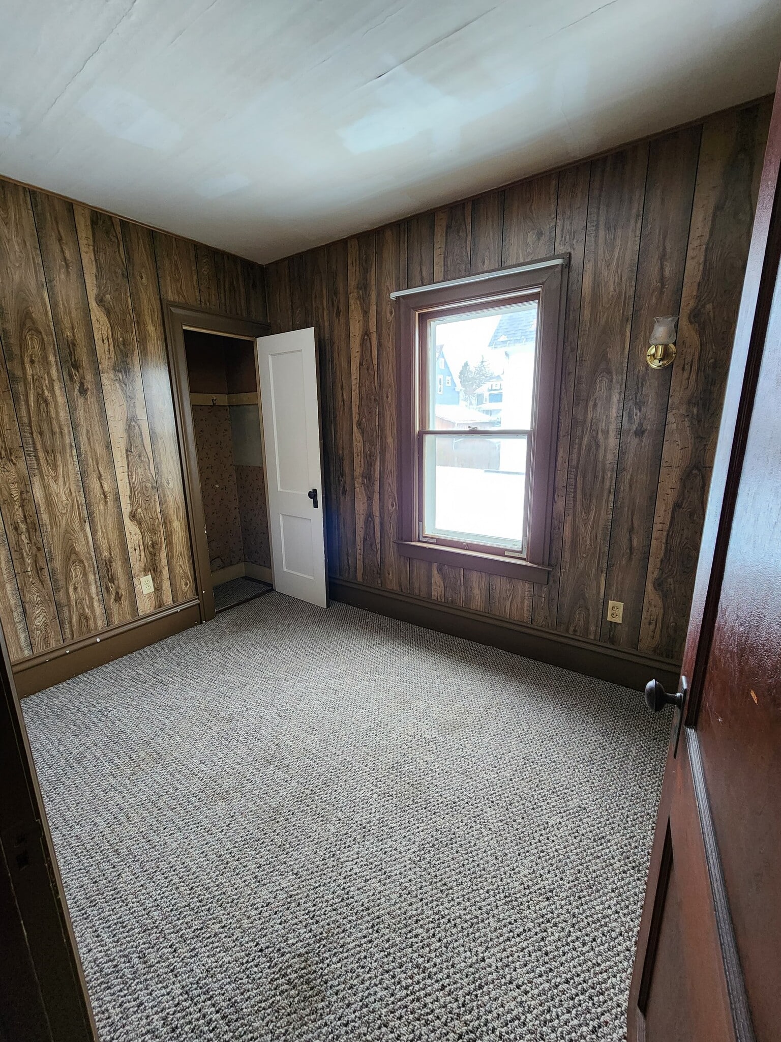 Building Photo - 161 Thayer St