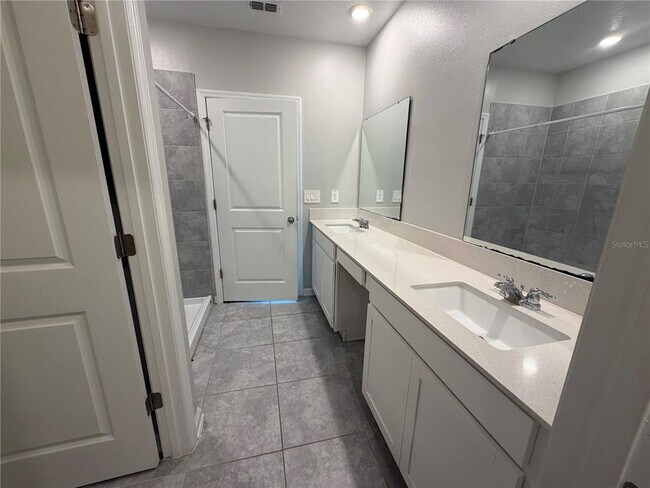 Building Photo - 2331 Burney Fls Ln