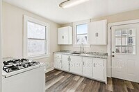 Building Photo - 4200-4202 5th St