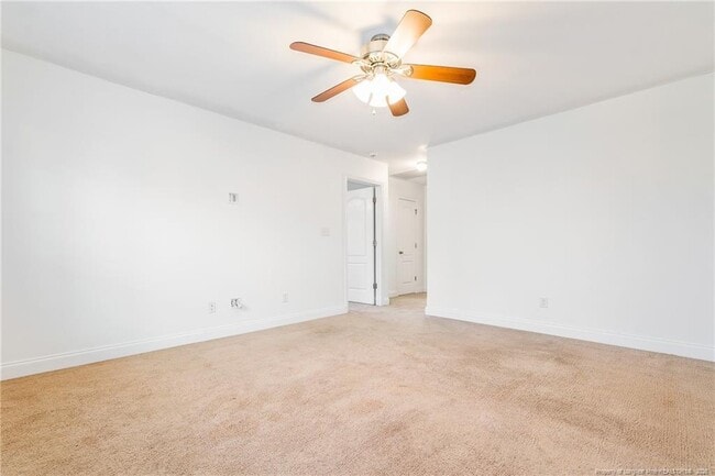 Building Photo - 1081 Ronald Reagan Drive