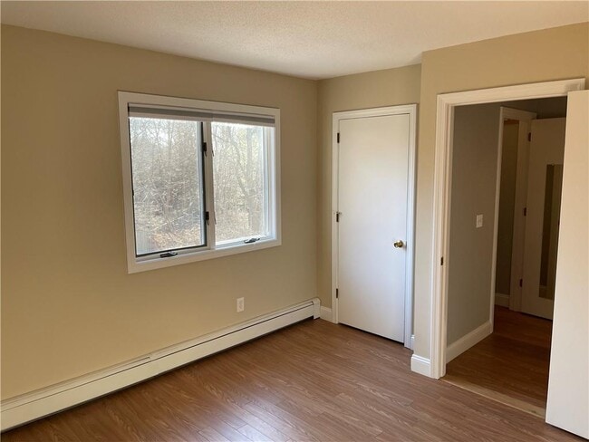 Building Photo - 12 Beacon St