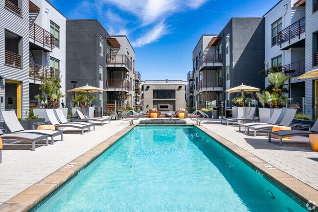 Building Photo - 3645 Haven Ave