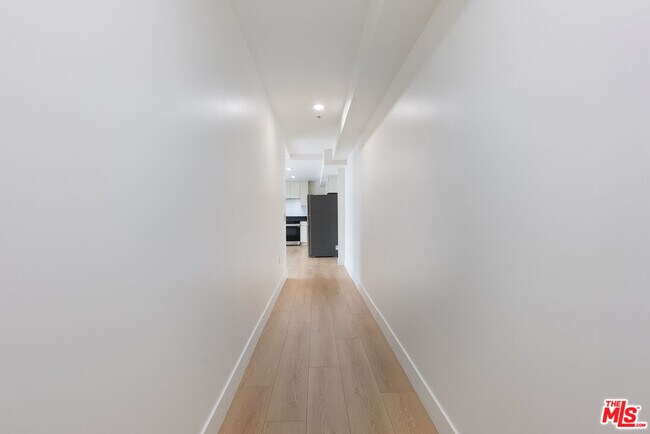 Building Photo - 8561 Belmont St