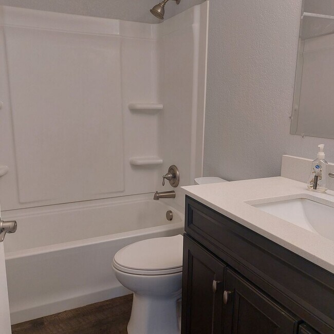 Building Photo - Completely Remodeled 2 bedroom Duplex with...