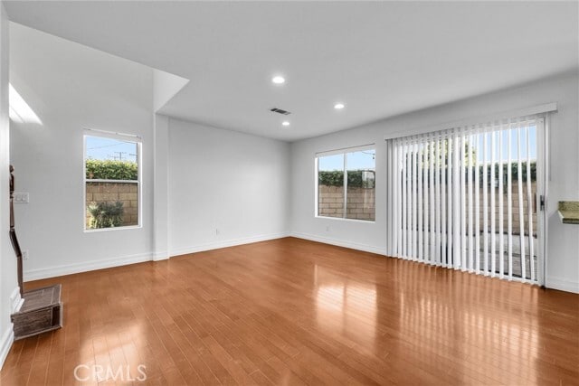 Building Photo - 431 W Bay St