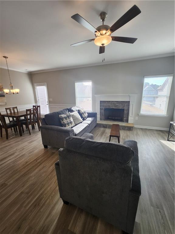 Building Photo - 332 Melody Ln