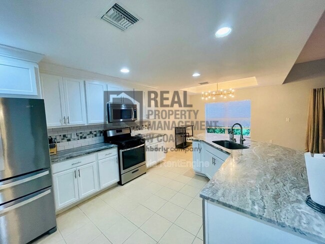 Building Photo - 9135 Astonia Way