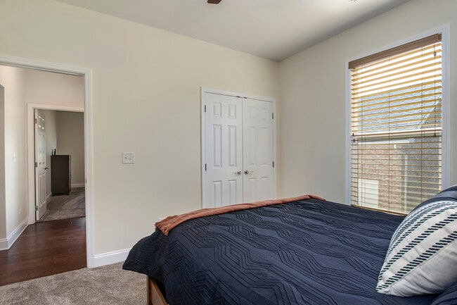 Building Photo - 134 Daleyuhski Way