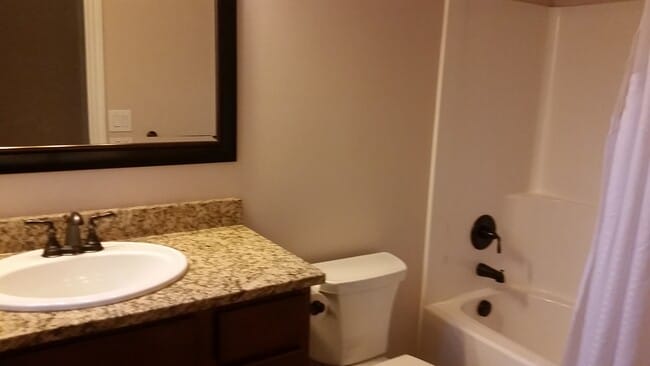 Building Photo - 4235 Stonecrest Ct