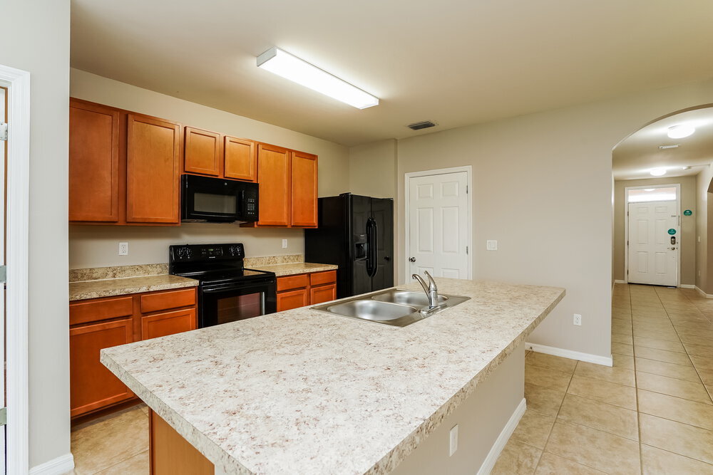 Building Photo - 2002 SE 12th St