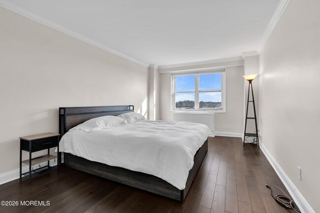 Building Photo - 28 Riverside Ave