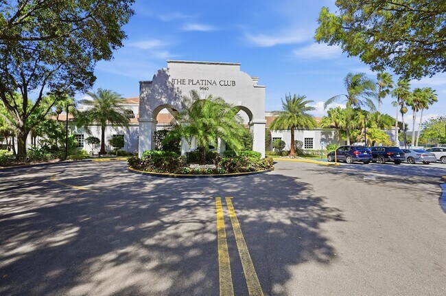 Building Photo - 5267 Europa Dr