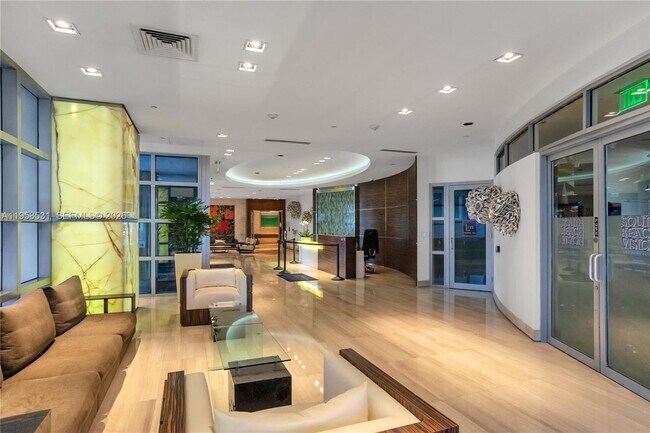 Building Photo - 1330 West Ave