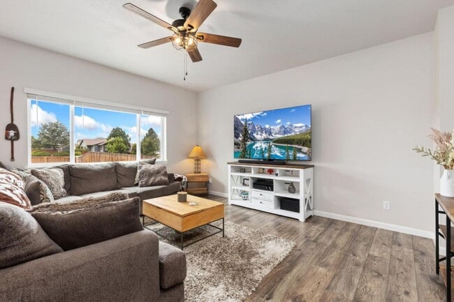 Building Photo - 1495 S Plumeria Dr