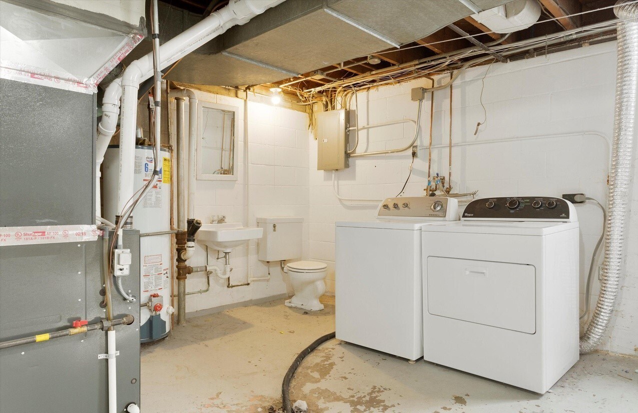 Building Photo - 5017 1/2 California St