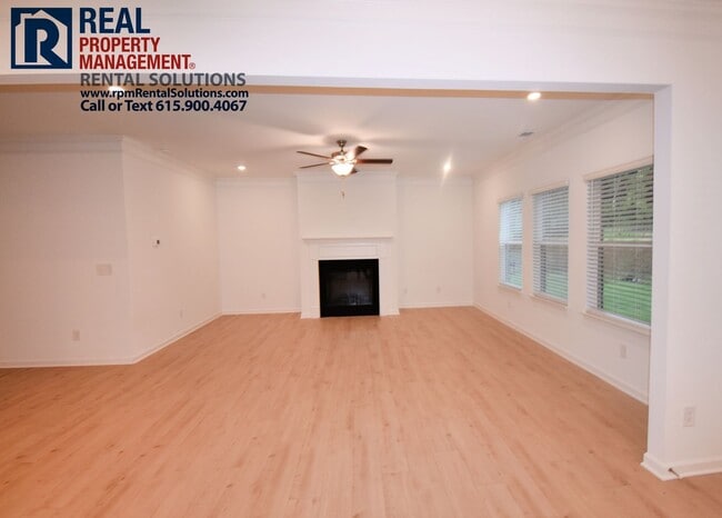 Building Photo - Gorgeous all brick home in Antioch! Attached garage!