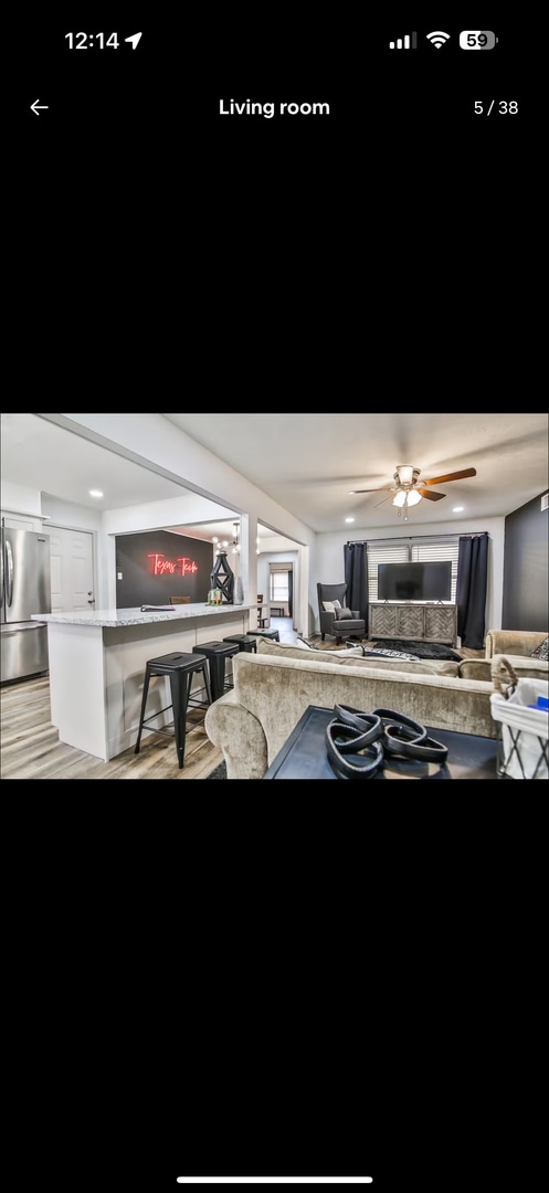 Building Photo - PRE LEASING for fall 2026! 4/3 in medical district