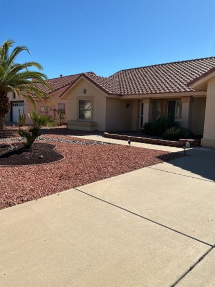 Primary Photo - 15007 W Heritage Dr