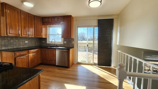 Building Photo - 5 Castlegate Ct