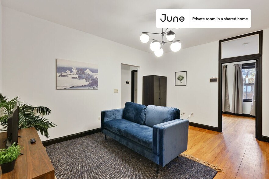 Building Photo - Room in Shared 4 bed/2.5 bath home