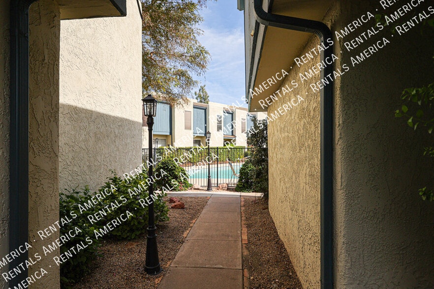 Building Photo - 2946 N 14th St