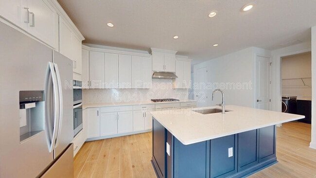 Building Photo - 156 Latham Dr