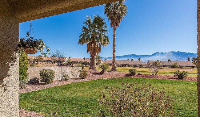 Building Photo - Furnished 3-Bedroom Townhome with Stunning...