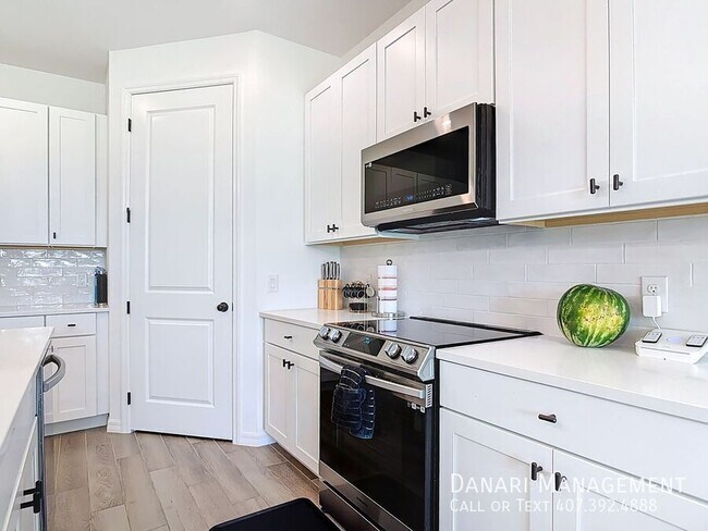 Building Photo - 1348 Sterling Pointe Dr
