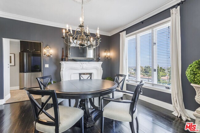 Building Photo - 1424 N Crescent Heights Blvd