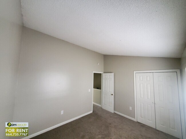 Building Photo - 3 Pointer Ln