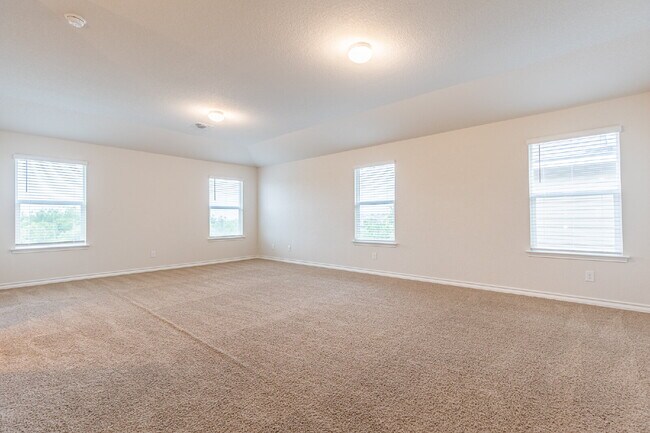 Building Photo - 2918 Lindenwood Run