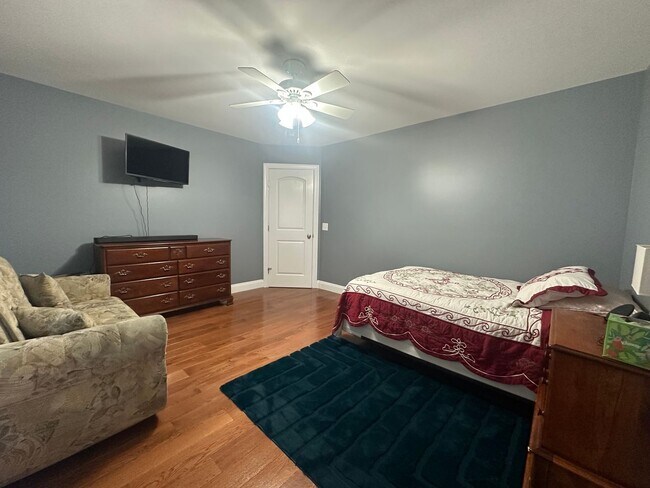 Building Photo - 509 Blue Angel Ct