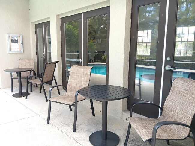 Building Photo - Stunning townhome in gated community near ...