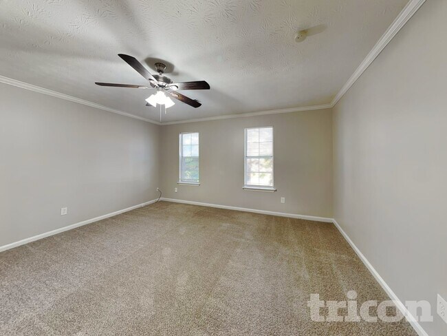 Building Photo - 5625 Longbow Dr