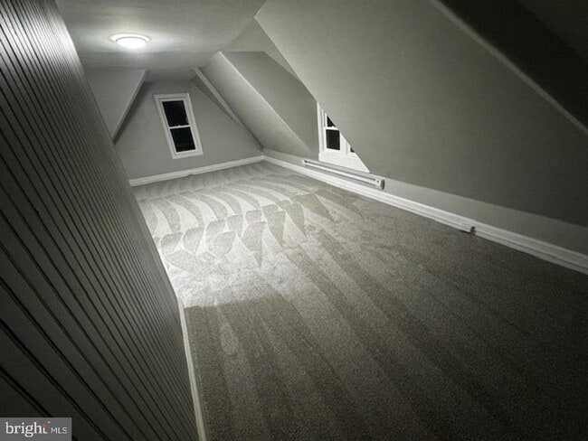 Building Photo - 2423 Fairview Ave