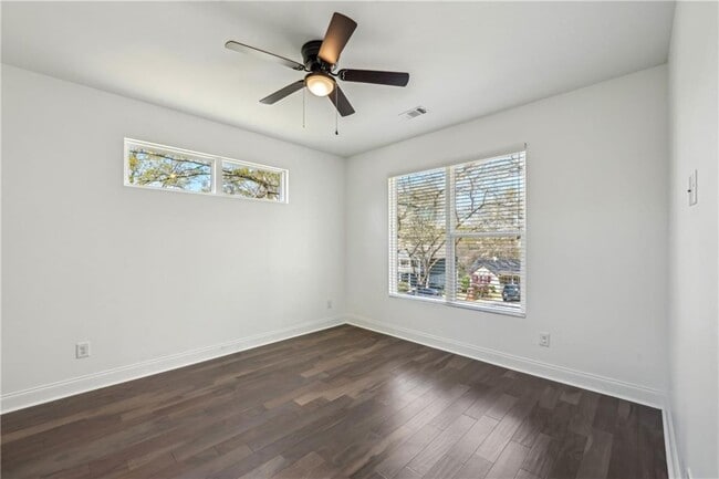 Building Photo - 3087 Alston Dr