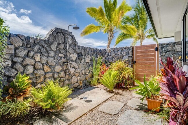 Building Photo - 16 Kumu Niu Pl